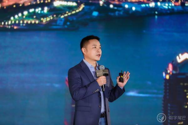 科技旗舰全面升舱2025款小鹏X9正式上市起售价3598万元(图1)