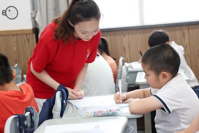 爸妈要上班暑假谁管娃？今天上海市小学生爱心暑托班开班啦！(图2)