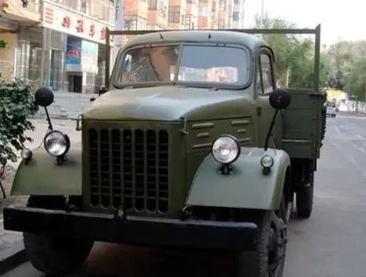 镇江的汽车工业发展简史：造醋下面条兼职也造车(图3)