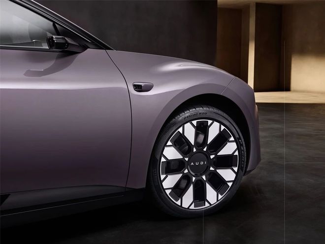 2359万起！奥迪E5Sportback预售炸裂豪华纯电堡垒轰然崩塌(图5)