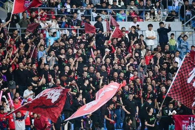 “99元门票+萝卜干炒饭”套餐“苏超”太香了！(图2)