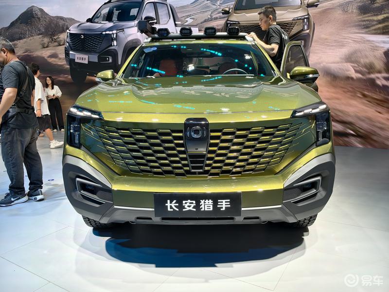 2025成都车展：长安猎手K50新车型售1279万元起(图7)