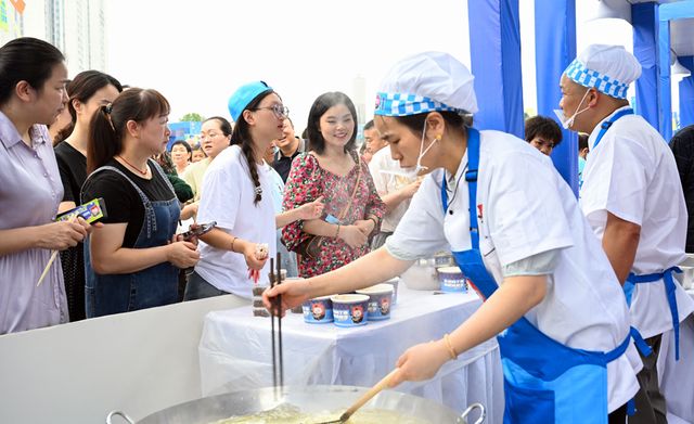 四川达州“来大竹见面”：打造享誉全国的美食名片(图2)