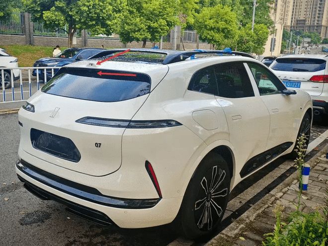 增程版电池更大全系标配冰箱和电吸门2026款阿维塔07开启预售(图4)