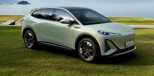 IAA2025中国品牌新车前瞻：零跑Lafa5、全新小鹏P7等重磅登场(图8)