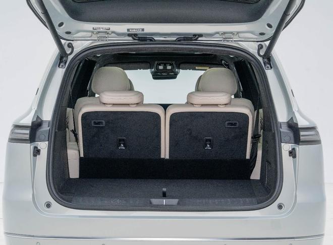 30万级新能源大型SUV强强对决深蓝S09和领克900怎么选？(图10)