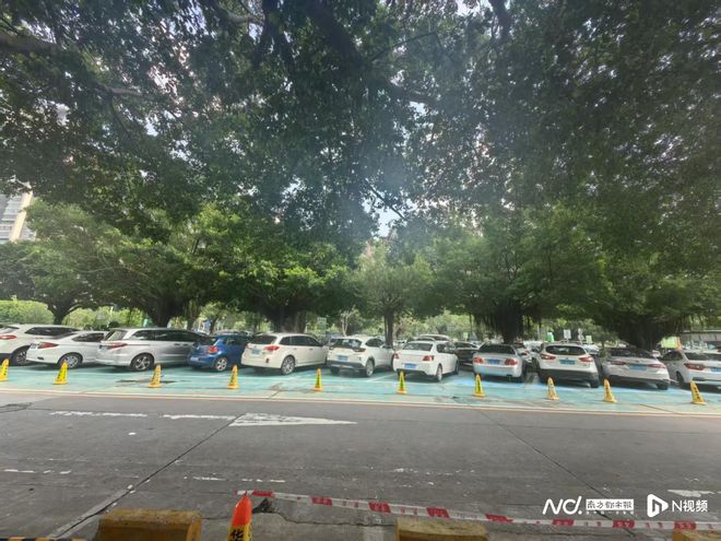 “抠”出千余车位佛山各医院多措并举巧解停车难题(图1)