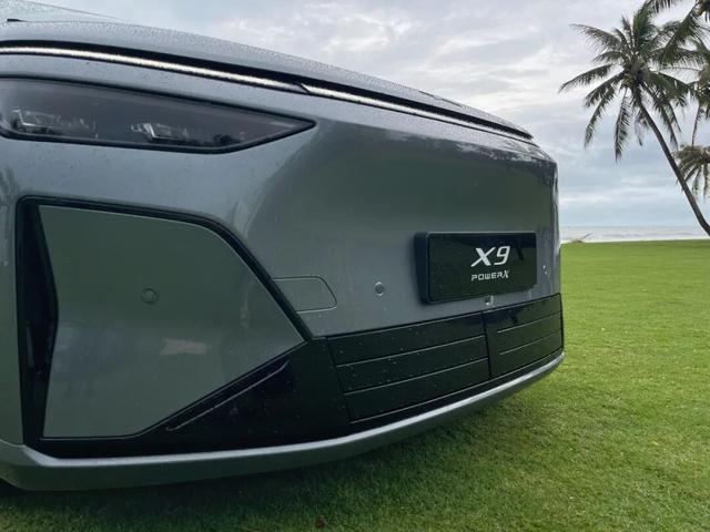 试驾小鹏X9增程版！千里续航只是开胃大型MPV也能“一周一充”(图2)