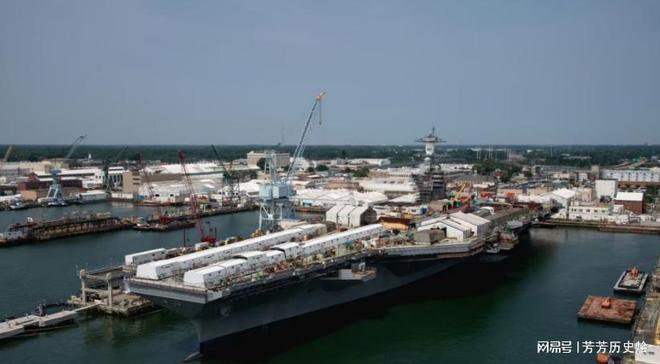 这才是全球最先进航母战力为辽宁舰6倍美国海军却笑不出来(图5)