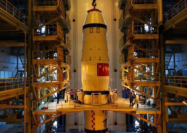 难度再升级？神舟二十二号将满载物资发射无人对接挑战有多大？(图1)