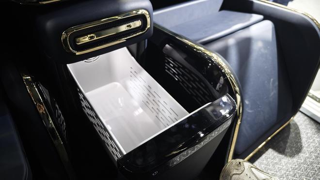 满足商务需求的四座高定MPV梦想家山河版亮相(图5)