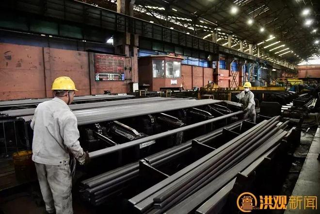 今年1至10月南昌规上工业增加值同比增长77%(图1)