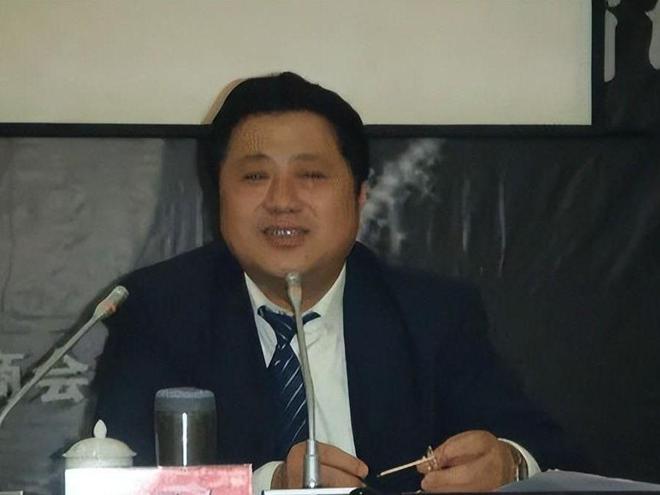 史上最牛骗子假冒国务院高官不骗财不骗色只为做贡献？(图2)