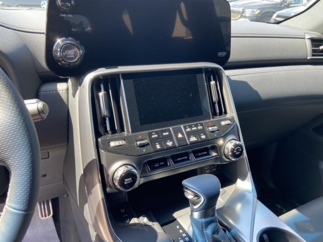 2025款雷克萨斯LX600运动版现车颜色可选体现硬派的越野风格(图4)