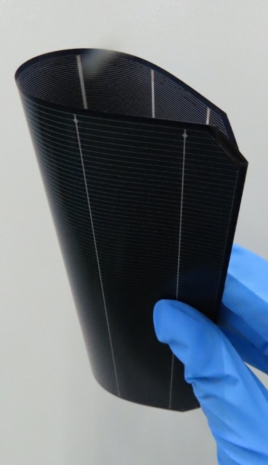 隆基绿能领衔突破柔性叠层技术入选中国科学十大进展(图1)