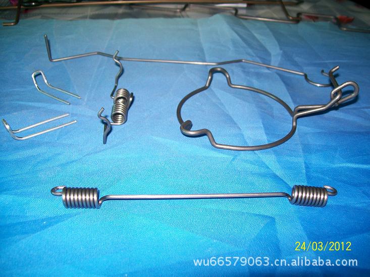 上海聚灿精密五金取得弹簧自动装配与定位装置专利可以根据装配位置对弹簧的方向和高度进行调节